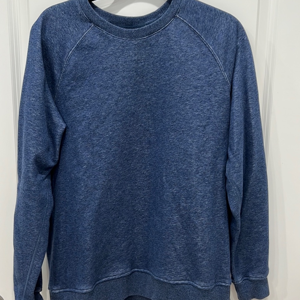 Fabletics NEW sweat shirt. Never wore!